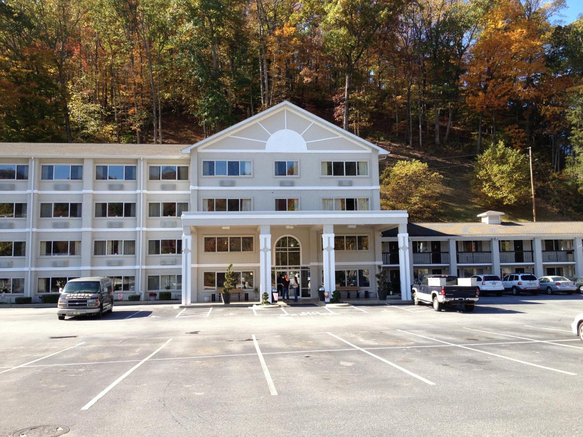 Cherokee Grand Hotel Dış mekan fotoğraf